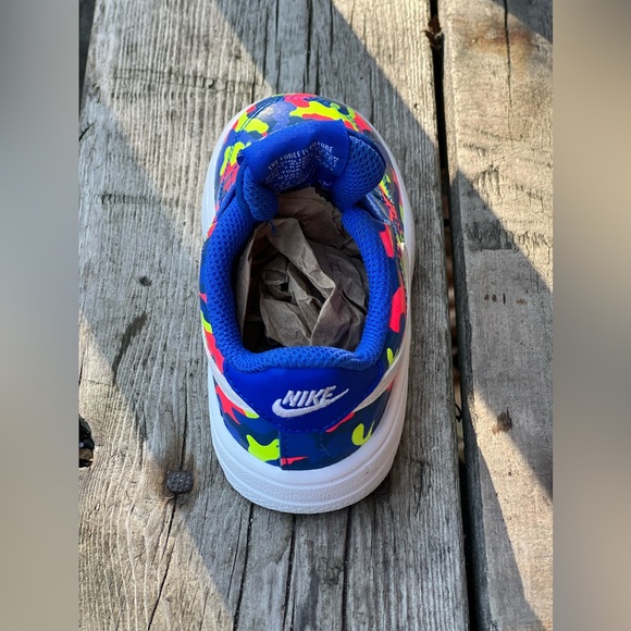 The Nike Force 1 18 print camouflage pattern sneaker - Picture 6 of 15